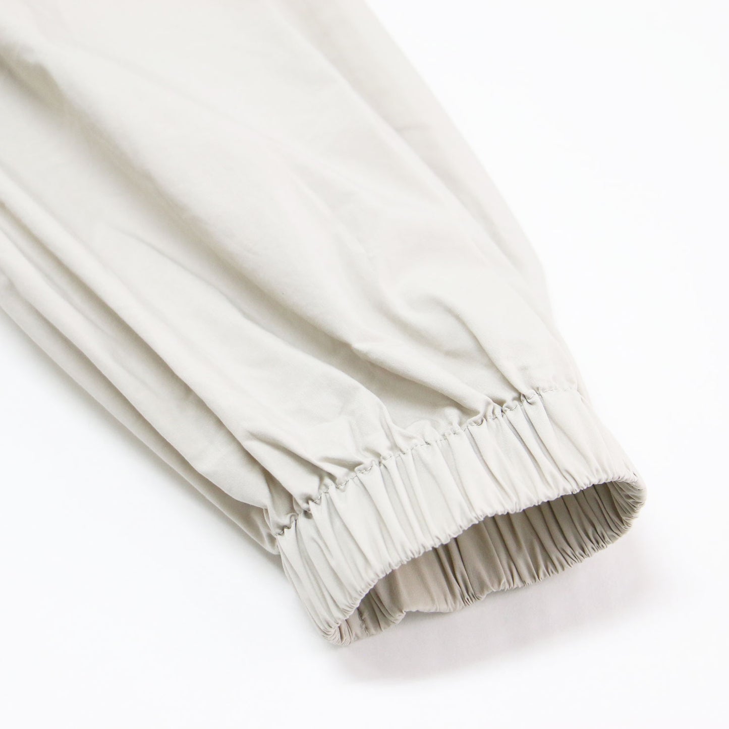 24秋冬 ノーカラー クロップド ジップアップブルゾン / TECH POPLIN ABILA ジャケット 長袖 クルーネック ラグラン ギャザー