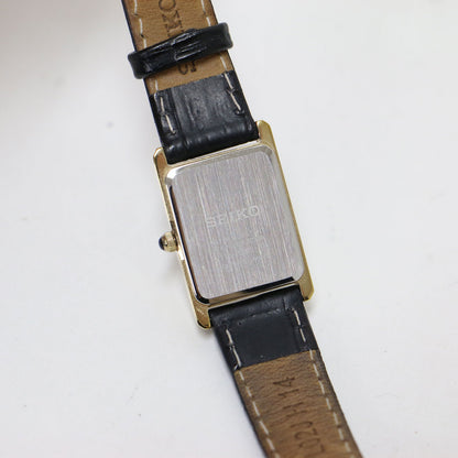 SEIKO SUP250 ソーラー 腕時計 / レクタンギュラー SOLAR