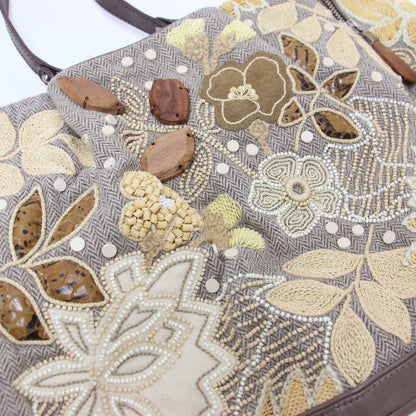 フラワーモチーフ 刺繍 トートバッグ / バッグ ツーハンドル 花柄 ビーズ スパンコール ワッペン 凹凸 ツイード レザー
