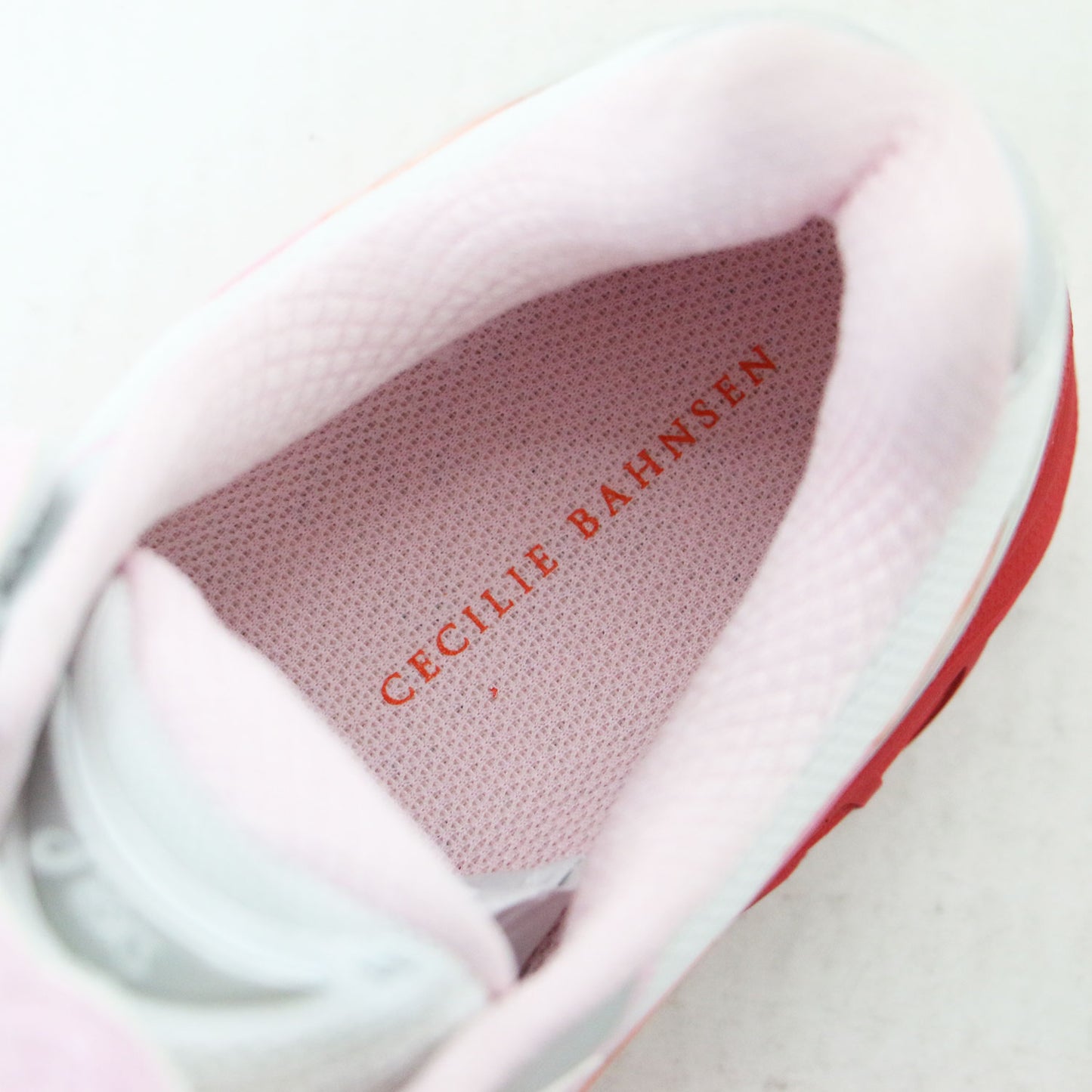 × CECILIE BAHNSEN 23秋冬 GT-2160 スニーカー ベルクロストラップ レースアップ フラワーモチーフ メッシュ