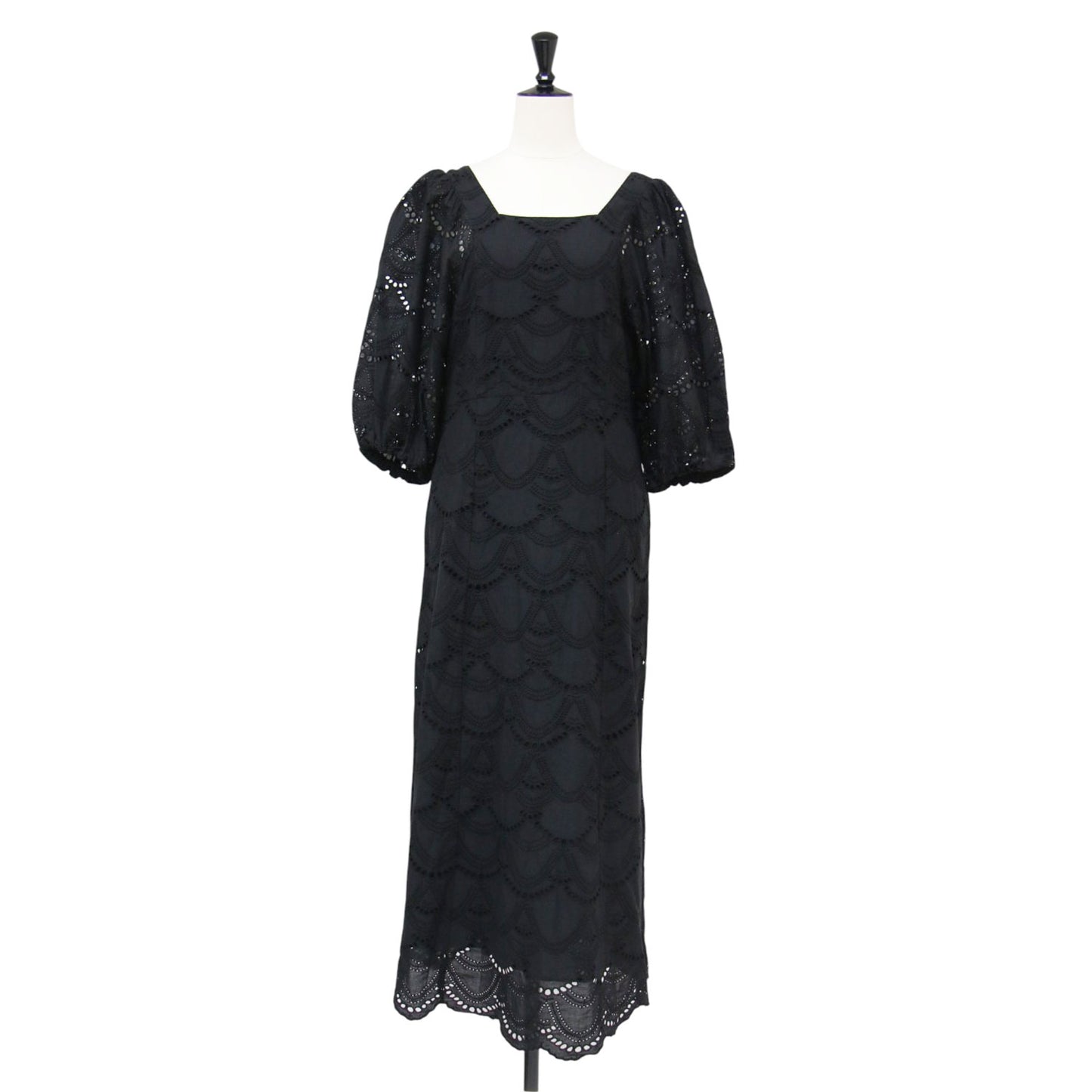 23春夏 コットン ドット ワンピース / COTTON VOILE DOT HEMLA DRESS ドレス ミモレ丈 スクエアネック 半袖 ボリュームスリーブ 凹凸 バックファスナー ウォッシャブル