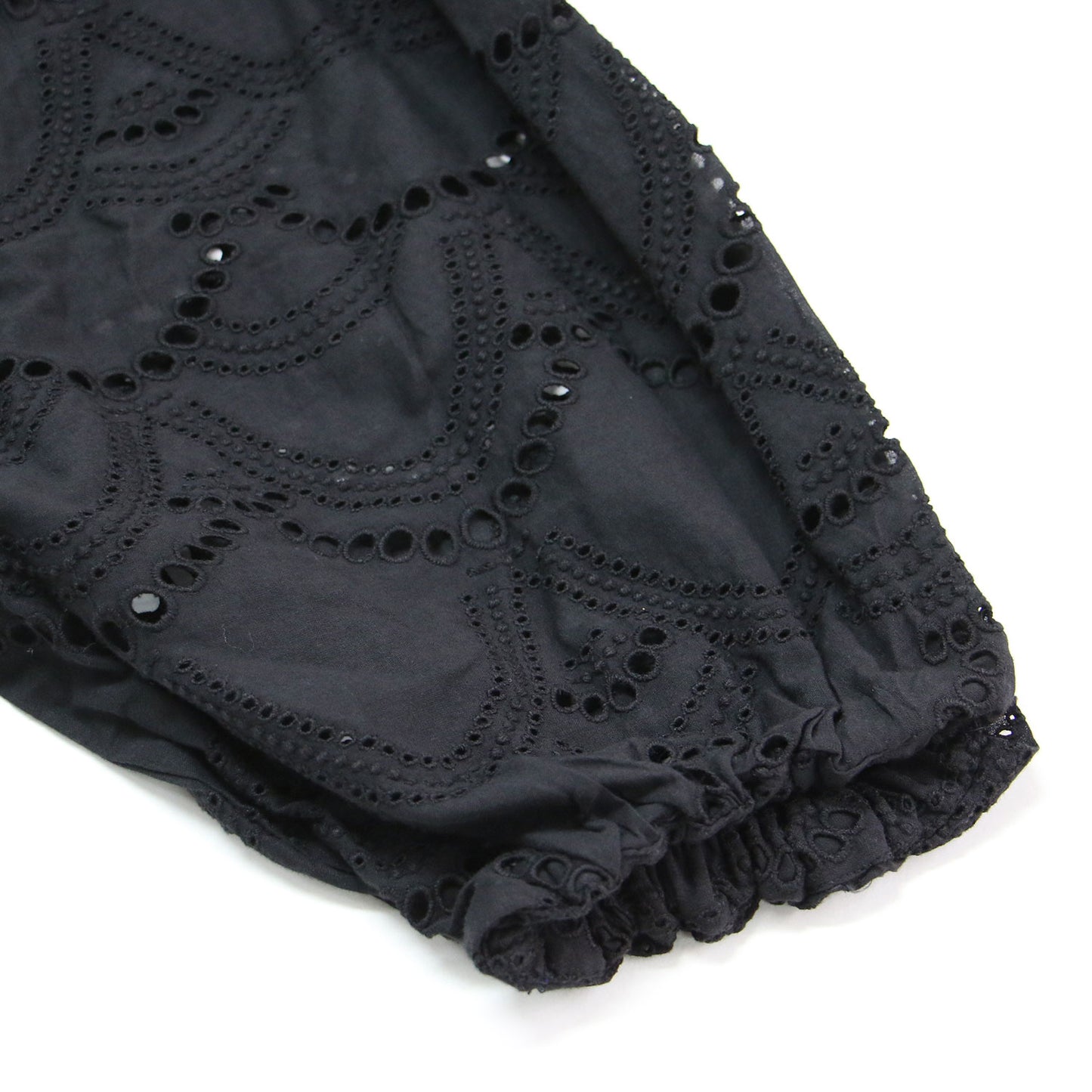 23春夏 コットン ドット ワンピース / COTTON VOILE DOT HEMLA DRESS ドレス ミモレ丈 スクエアネック 半袖 ボリュームスリーブ 凹凸 バックファスナー ウォッシャブル