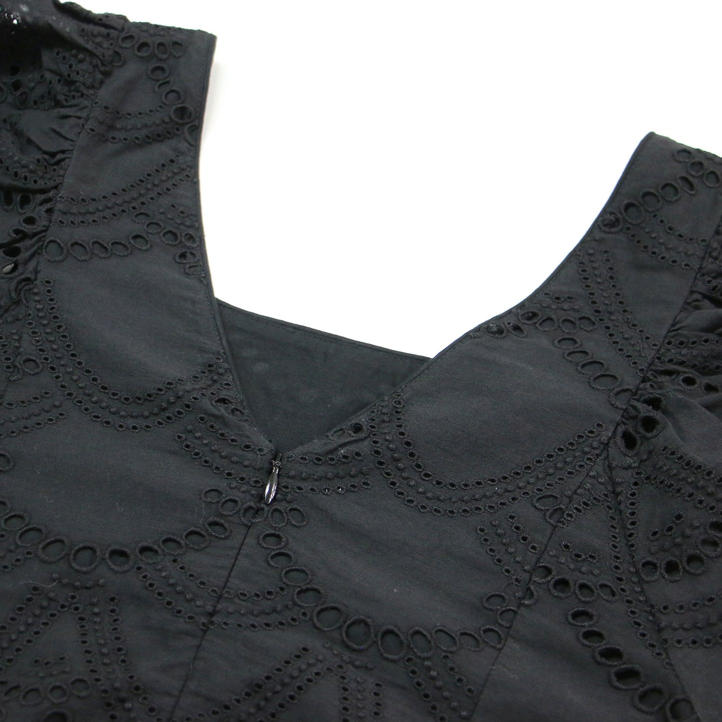 23春夏 コットン ドット ワンピース / COTTON VOILE DOT HEMLA DRESS ドレス ミモレ丈 スクエアネック 半袖 ボリュームスリーブ 凹凸 バックファスナー ウォッシャブル