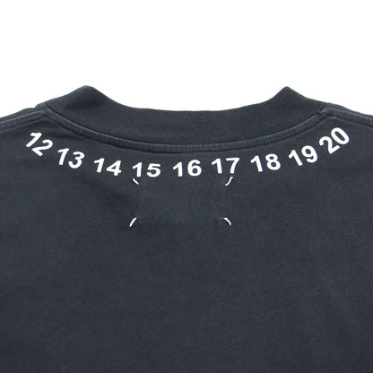 カレンダーグラフィック ロゴ 半袖Ｔシャツ S51GC0449 S22816 / カットソー ハーフスリーブ クルーネック ナンバー コットン