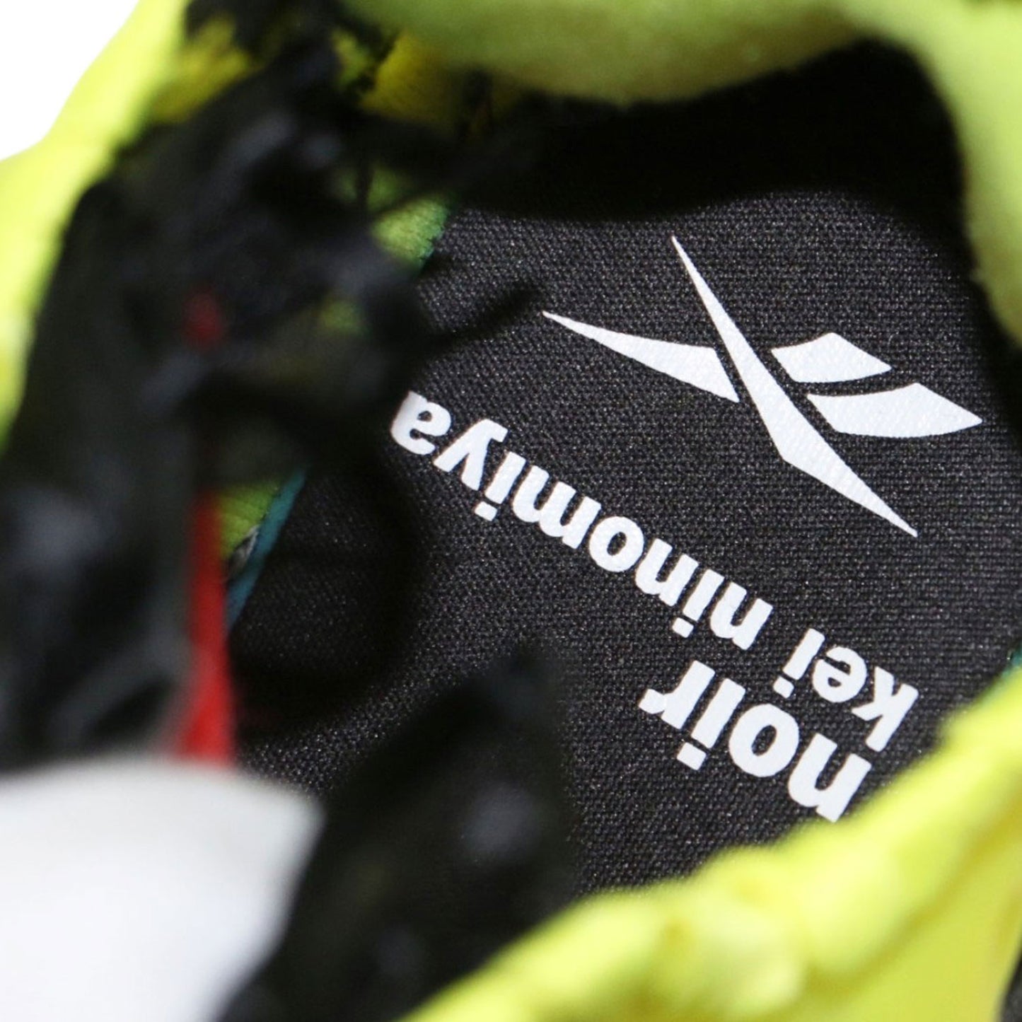 × Reebok 24秋冬 ポンプフューリー フリル ボリュームソール スニーカー / 厚底 レース リボン 配色
