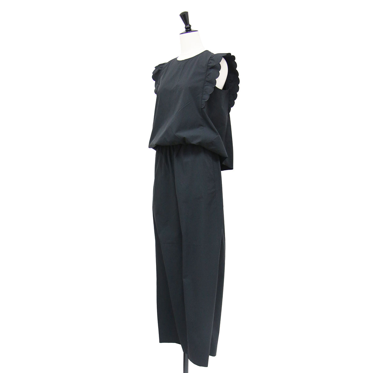 26春夏 スカラップ フリル オールインワン / ジャンプスーツ サロペット パンツ ノースリーブ クルーネック