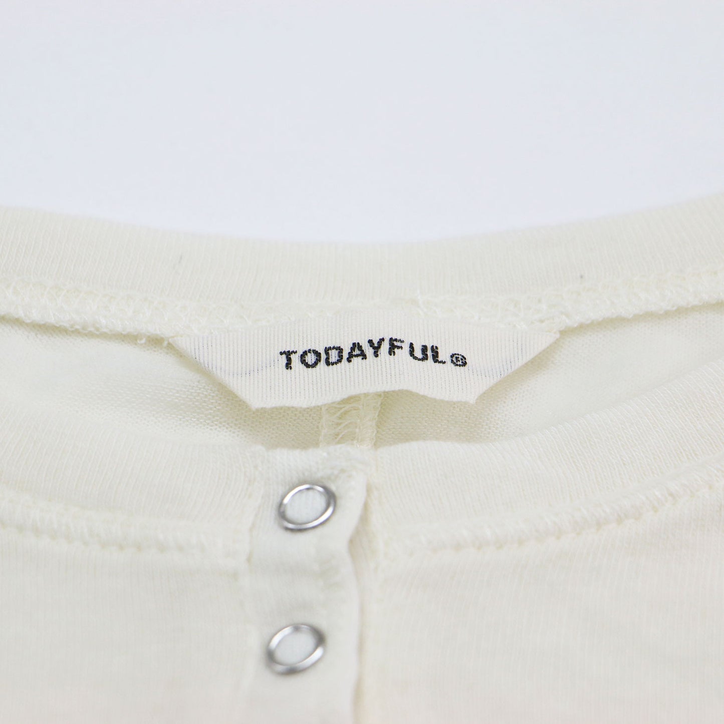 26年春夏 ヘンリーネック ソフト トップス / Henleyneck Soft Tops 長袖 クルーネック シアー