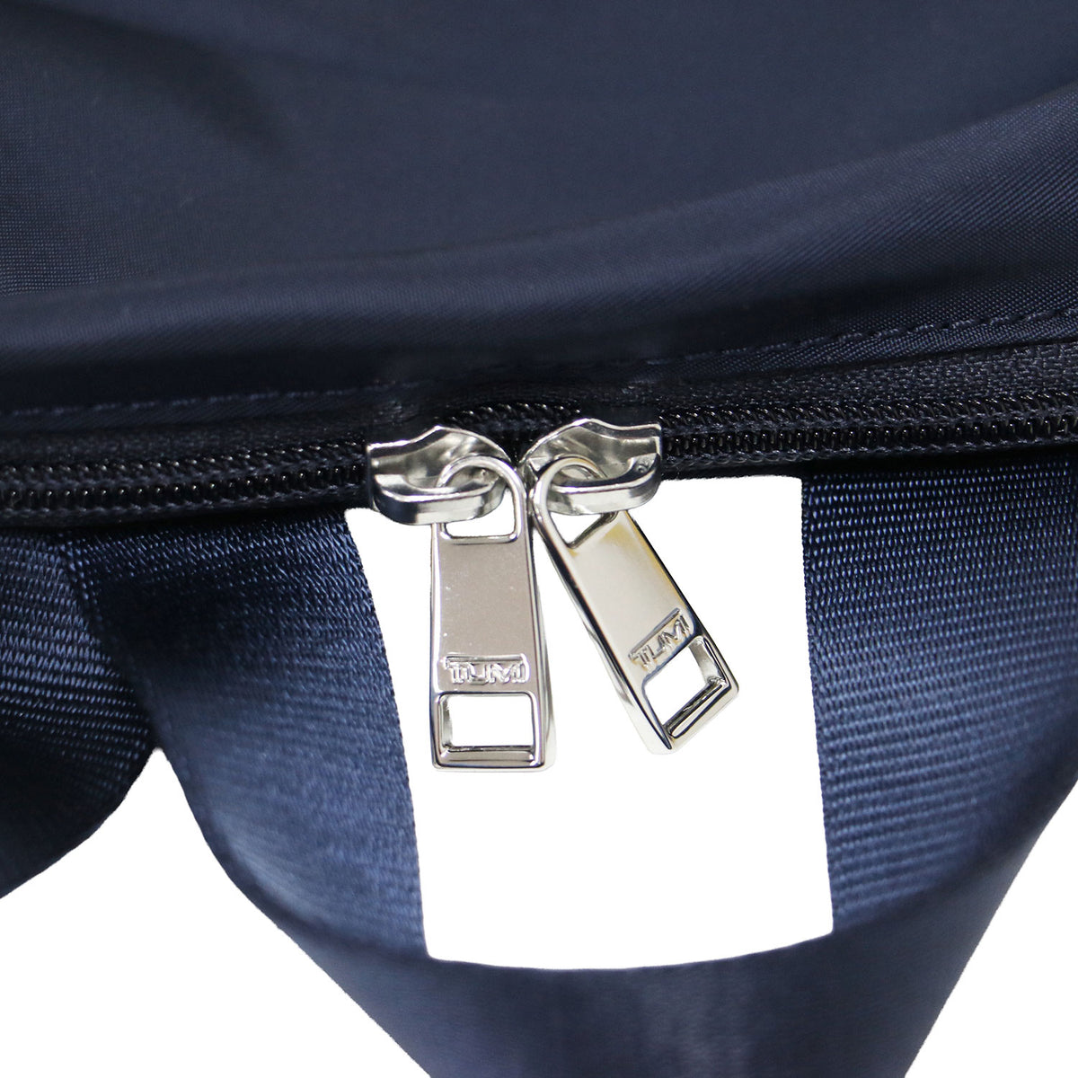 サテン ジャストイン ケースバックパック / VOYAGEUR JUST IN CASE BACKPACK リュック ラウンドファスナー