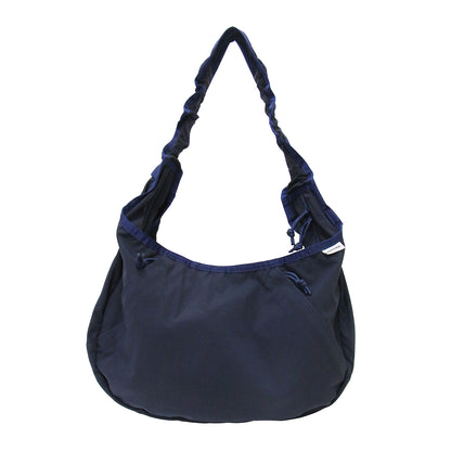 ショルダーバック / HOBO BAG WIDE クロスボディ 肩掛け ハーフムーン型 ブランドタグ アジャスター スナップボタン ステッチ ナイロン