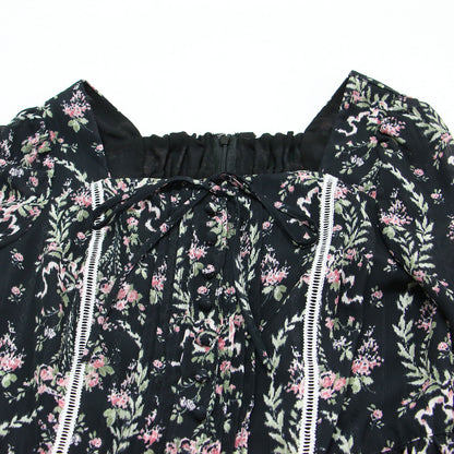 × LAURA ASHLEY 26春夏 フリルスリーブ ブラウス / 七分袖 スクエアネック レース ペプラム フレアシルエット くるみボタン リボン