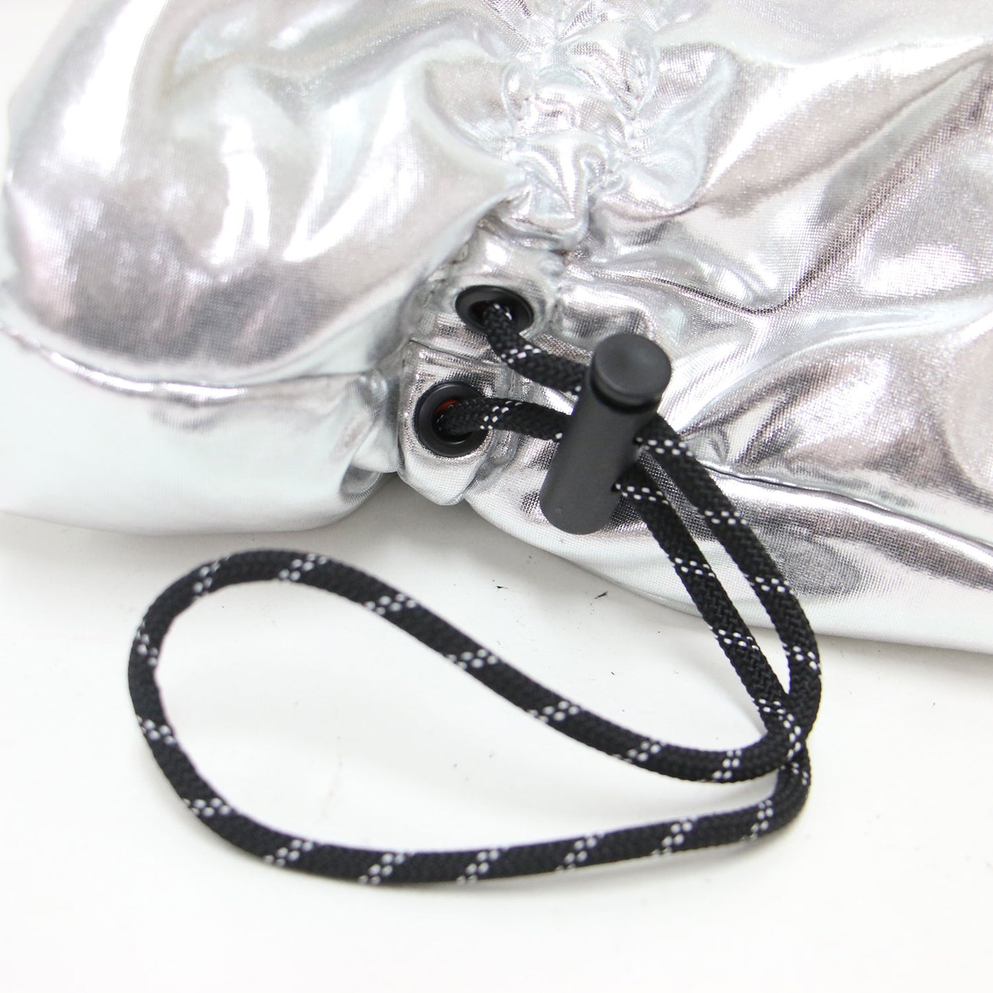 ドローストリング クラッチバッグ / DRAWSTRING CLUTCH トートバッグ ショルダー 巾着 パテッド メタリック