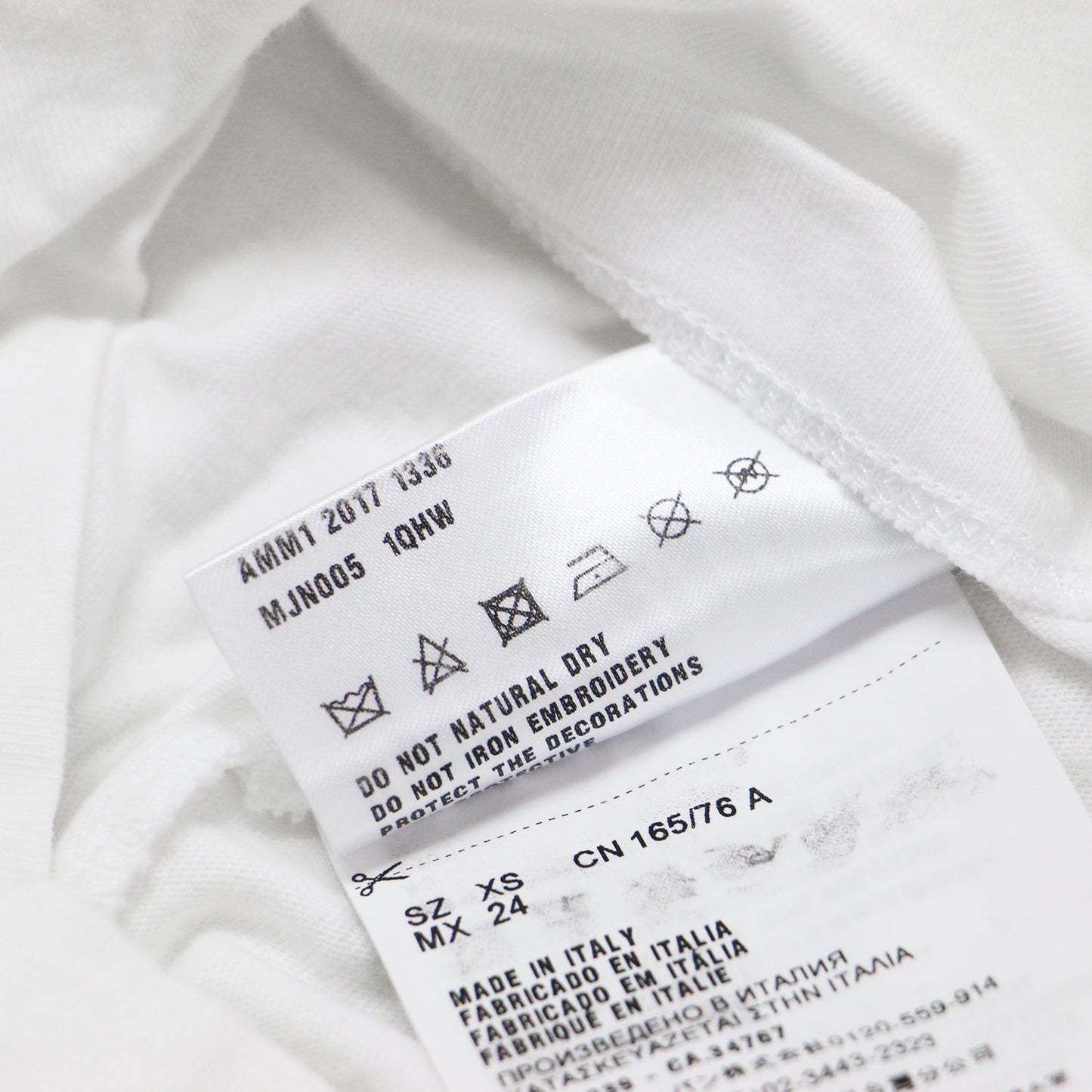 ビーズワッペン 半袖 Tシャツ / カットソー ハーフスリーブ クルーネック ライン ロゴ イチゴ チェリー
