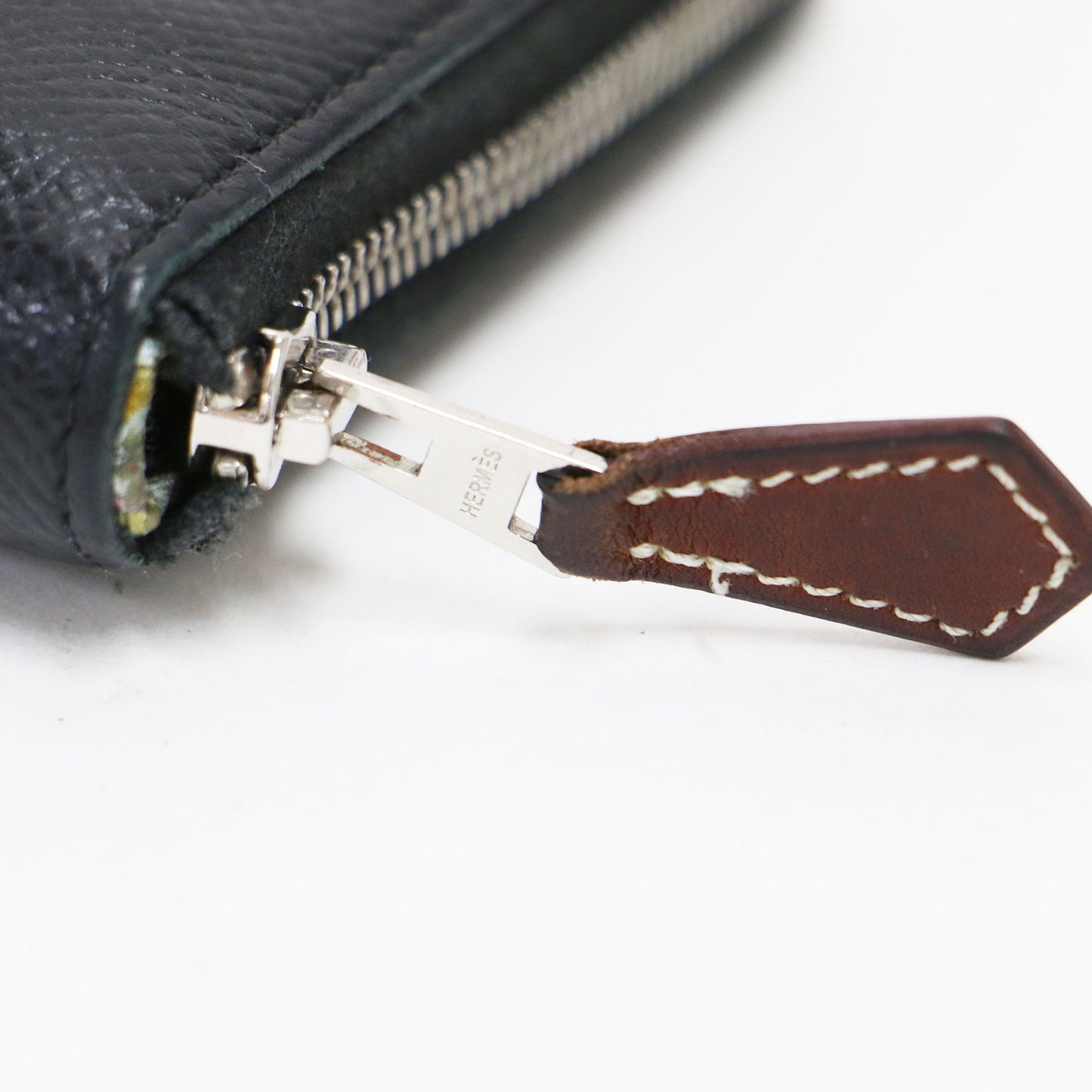 アザップ コンパクト シルクイン Y刻印 / コインケース 財布 ラウンドファスナー レザー