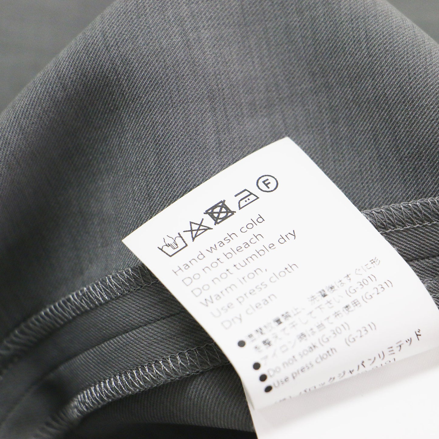 25春夏 ドレープ ジャケット / DRAPE JACKET 長袖 ミドル丈 ノーカラー アシンメトリー 変形 リラクシーシルエット