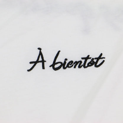 26春夏 バック刺繍 メッセージロゴ Tシャツ / プルオーバー クルーネック 半袖 サイドスリット ヘムライン コットン