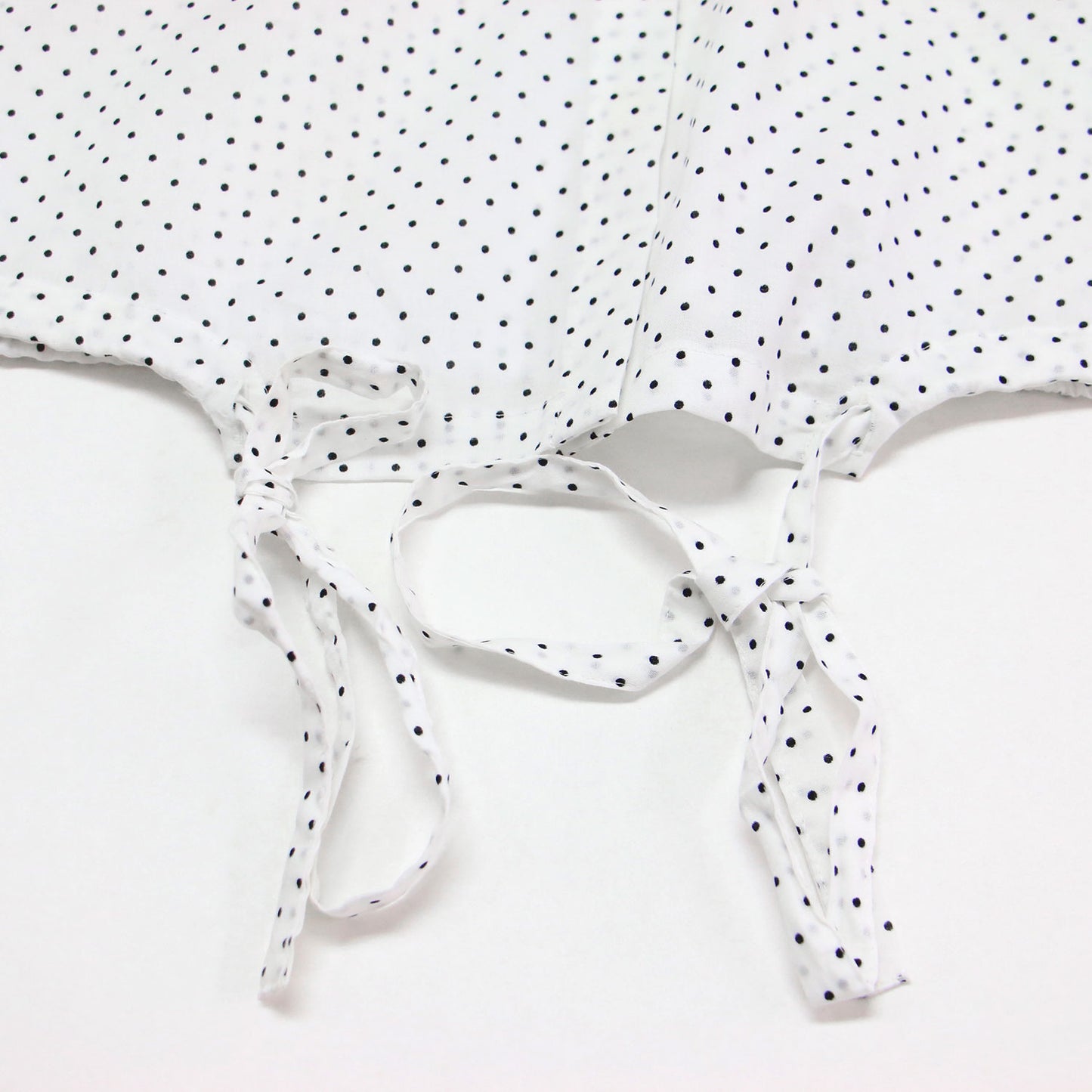 ドット ドローストリング シャツ / dots drawstring shirt プルオーバー クロップド丈 クルーネック ノーカラー 半袖 ドロップショルダー 薄手 総柄 比翼ボタン コットン ウォッシャブル