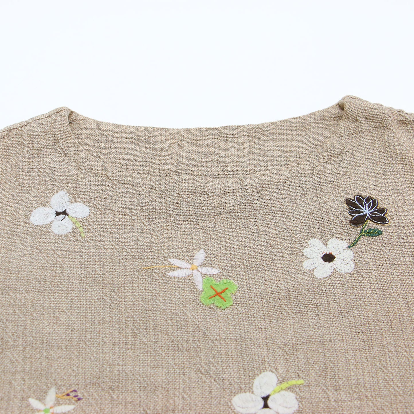 フラワー 刺繍 ツイードブラウス / プルオーバー 半袖 ボートネック アップリケ ロゴ コットン