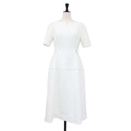 24春夏 ハーフスリーブ ポンチ ワンピース / ドレス 半袖 ミモレ丈 ロング丈 ボートネック ランタンシルエット フレア ストレッチ ウォッシャブル