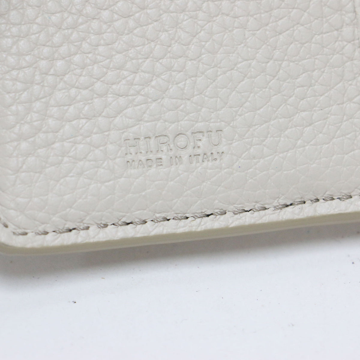 ペッツォ レザー 三つ折り 財布 / コンパクトウォレット Hロゴ 本革