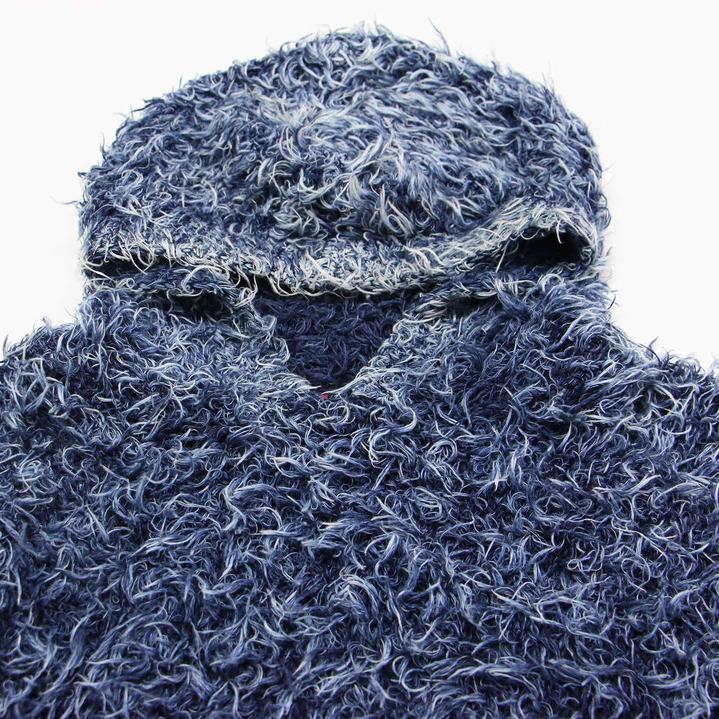 25春夏 ファーヤーン フード付き プルオーバー / Textured-knit hoodie ニット 長袖 インディゴ染 コットン