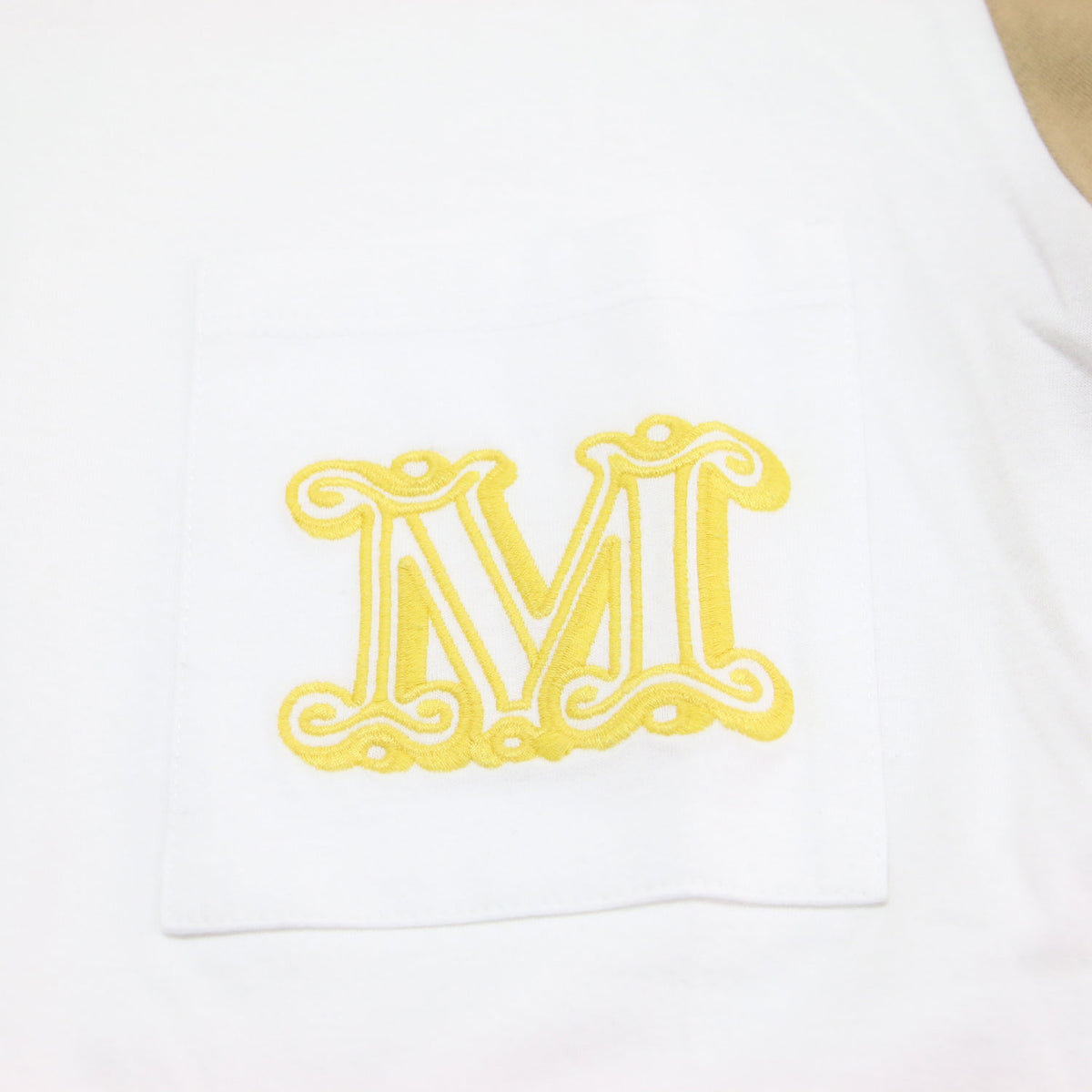 Mロゴ刺繍トリムＴシャツ / プルオーバー ラウンドネック 半袖 エンブレム ウォッシャブル
