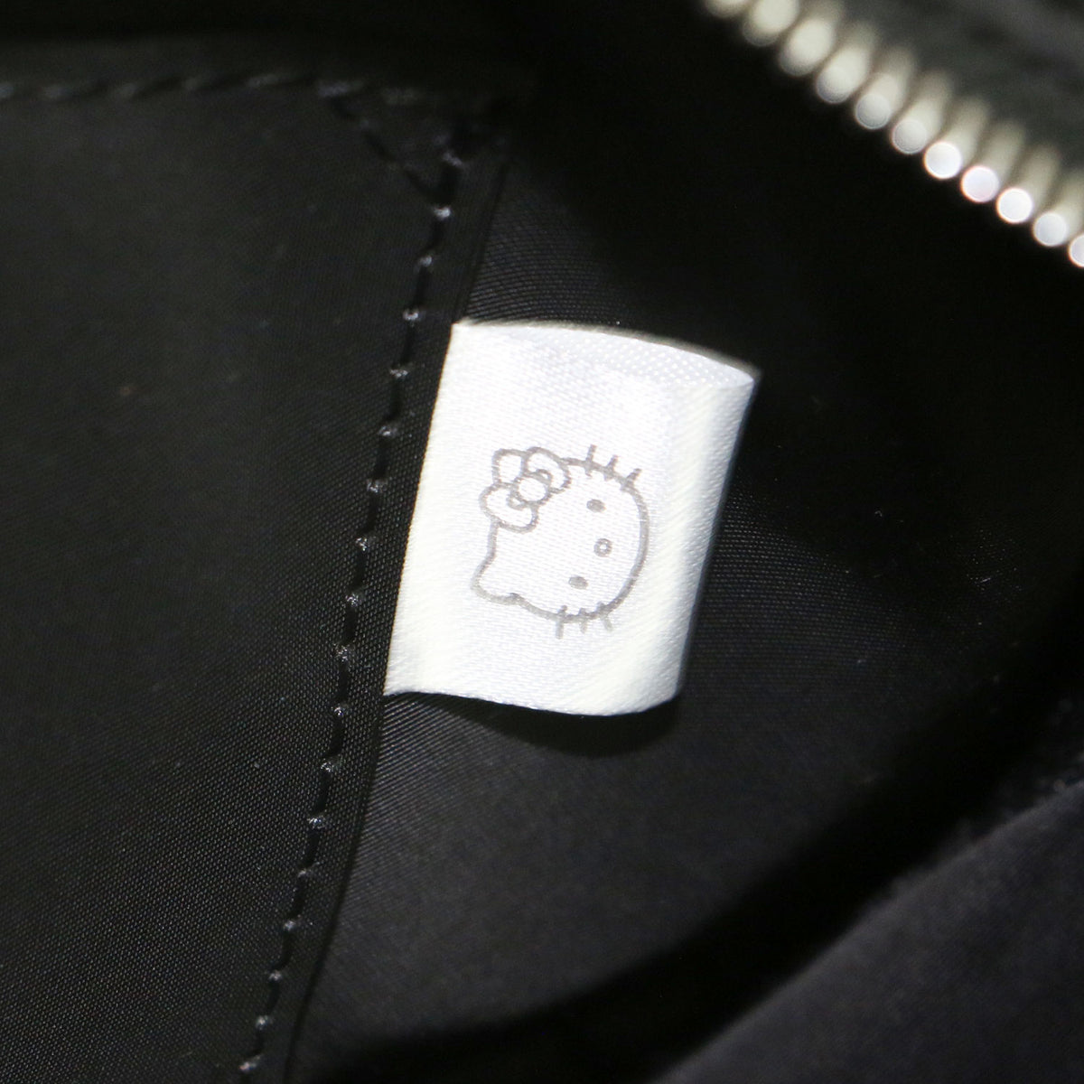 × HELLO KITTY 26春夏 リボンチェーンバッグ / ショルダーバッグ ミニ クロスボディ ポシェット 2way アイコンリボン キルティング