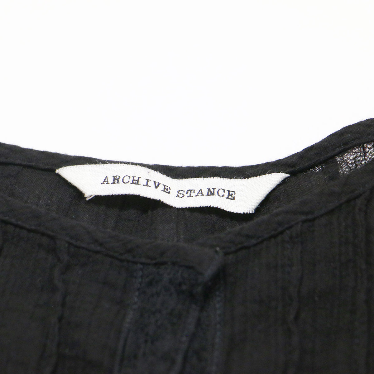 26秋冬 ピンタック ブラウス / pintuck blouse 長袖 クロップド丈 クルーネック フリル レース シアー コットン
