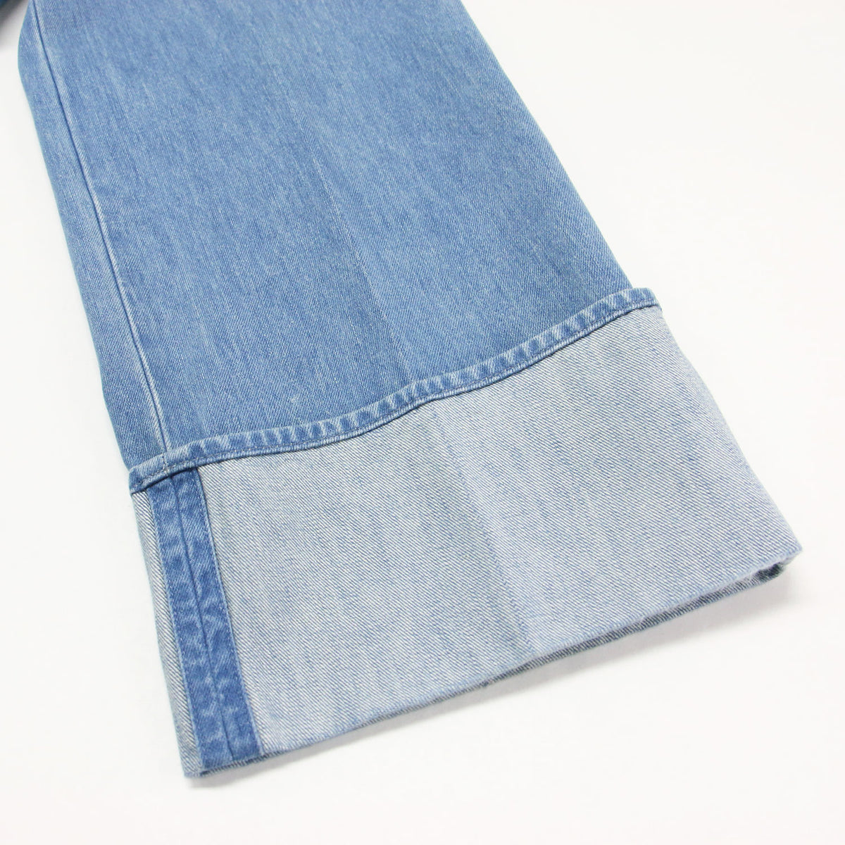 24春夏 アイコニックデニムパンツ / TR003 0008 / クロップド丈 ストレート センタープレス 折り返し メタルボタン コットン ウォッシャブル