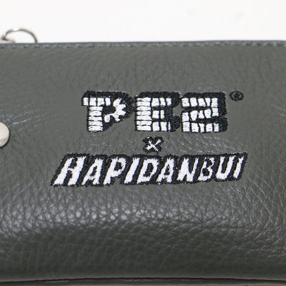 × はぴだんぶい × PEZ 25秋冬 本革 カラビナ付き パス ＆ キーケース / コインケース マルチケース 刺繍 ペッツ サンリオ