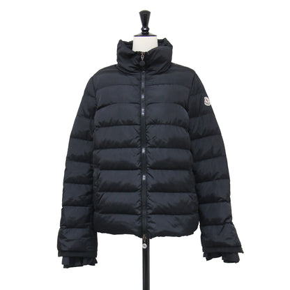 × sacai SEIRA ダウンジャケット / 1209S4697805 53103 / ブルゾン ショート丈 スタンドカラー フリル ラッフル ティアード