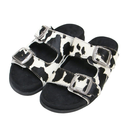26春夏 2ベルト サンダル / 2 BELT SANDALS 26093450004010 / フラット ハラコ調 ホルスタイン柄 カウレザー
