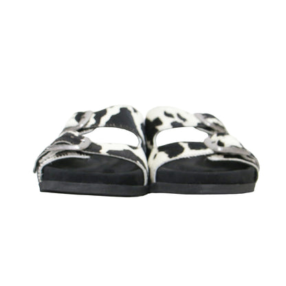 26春夏 2ベルト サンダル / 2 BELT SANDALS 26093450004010 / フラット ハラコ調 ホルスタイン柄 カウレザー