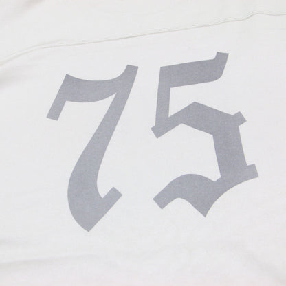 25秋冬 グラフィックプリント フットボールTシャツ / 25070560214030 / カットソー 七分袖 クルーネック ワイド コットン