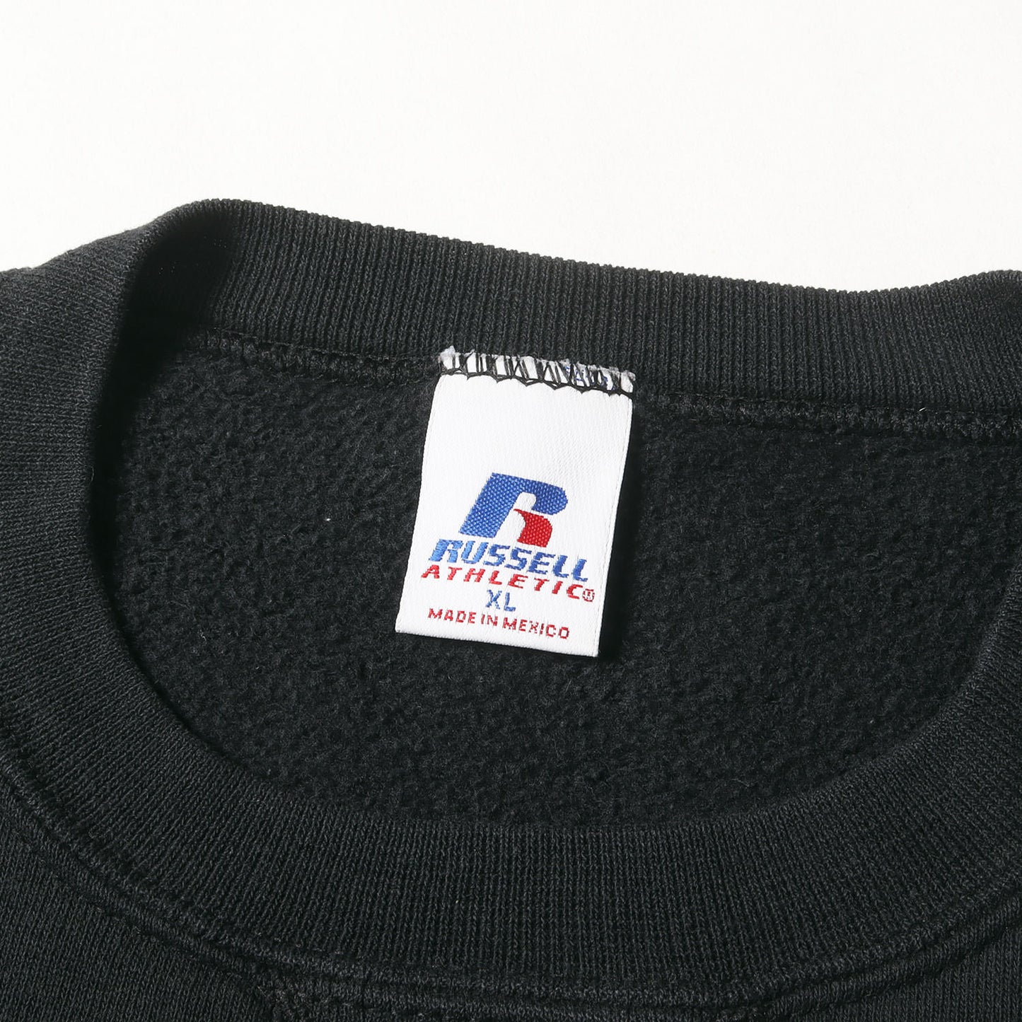 00s アスレチックチーム 刺繍 前V セットイン スウェットシャツ / メキシコ製 Russell